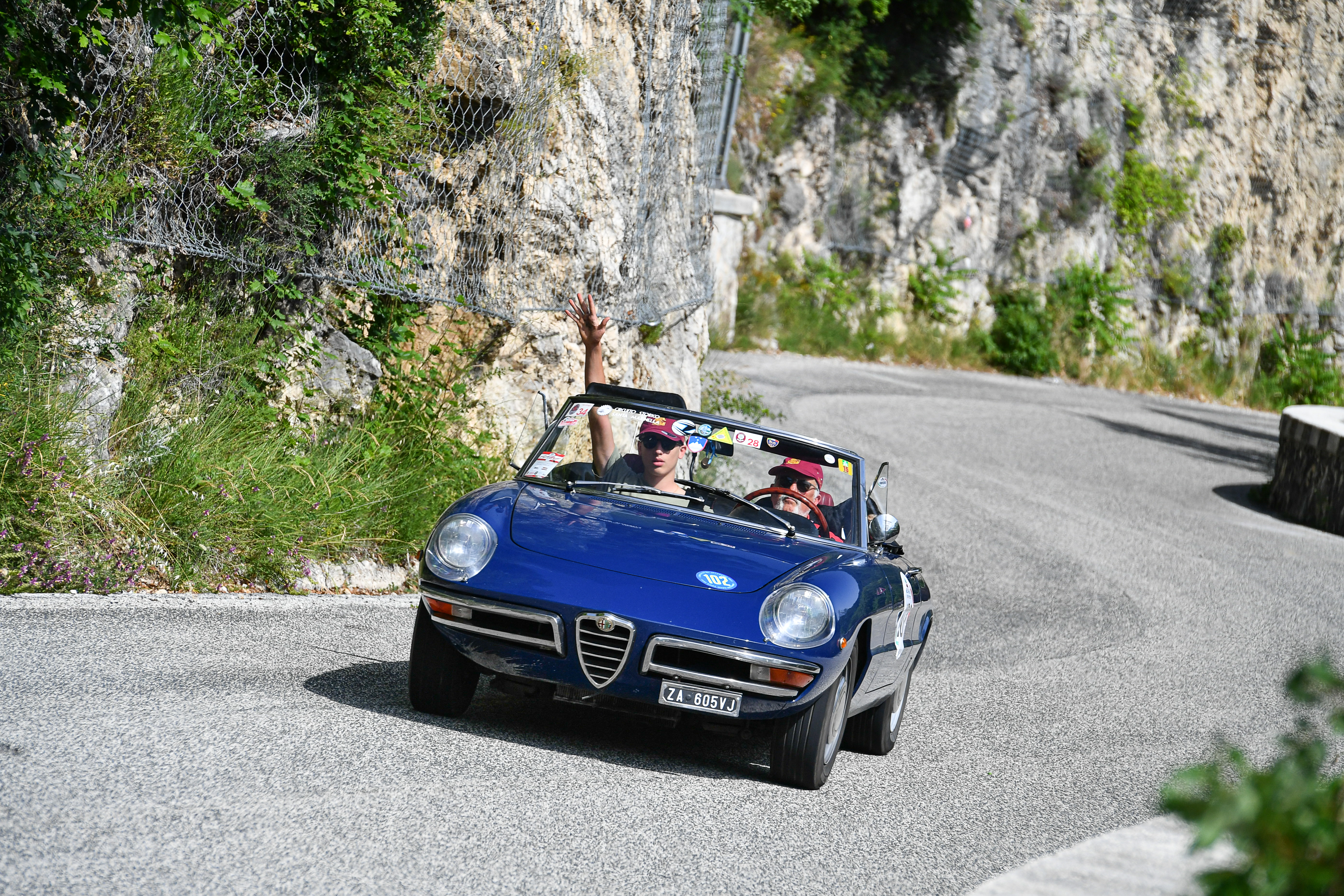 Marche by car